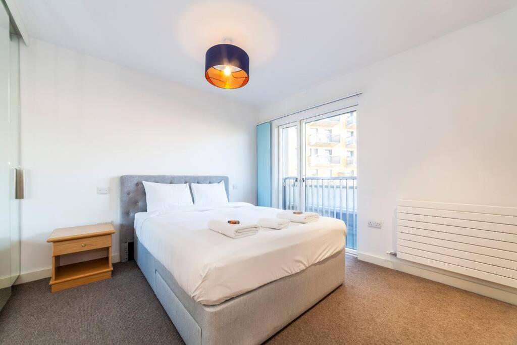 Apartament Stunning New 3 Bdr Duplex Wbalcony, East Londyn Zewnętrze zdjęcie