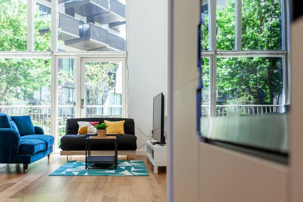 Apartament Stunning New 3 Bdr Duplex Wbalcony, East Londyn Zewnętrze zdjęcie